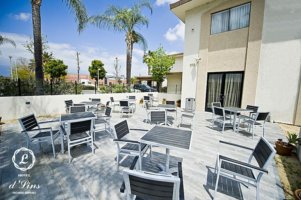 Hotel D'Lins Ontario Airport Dış mekan fotoğraf