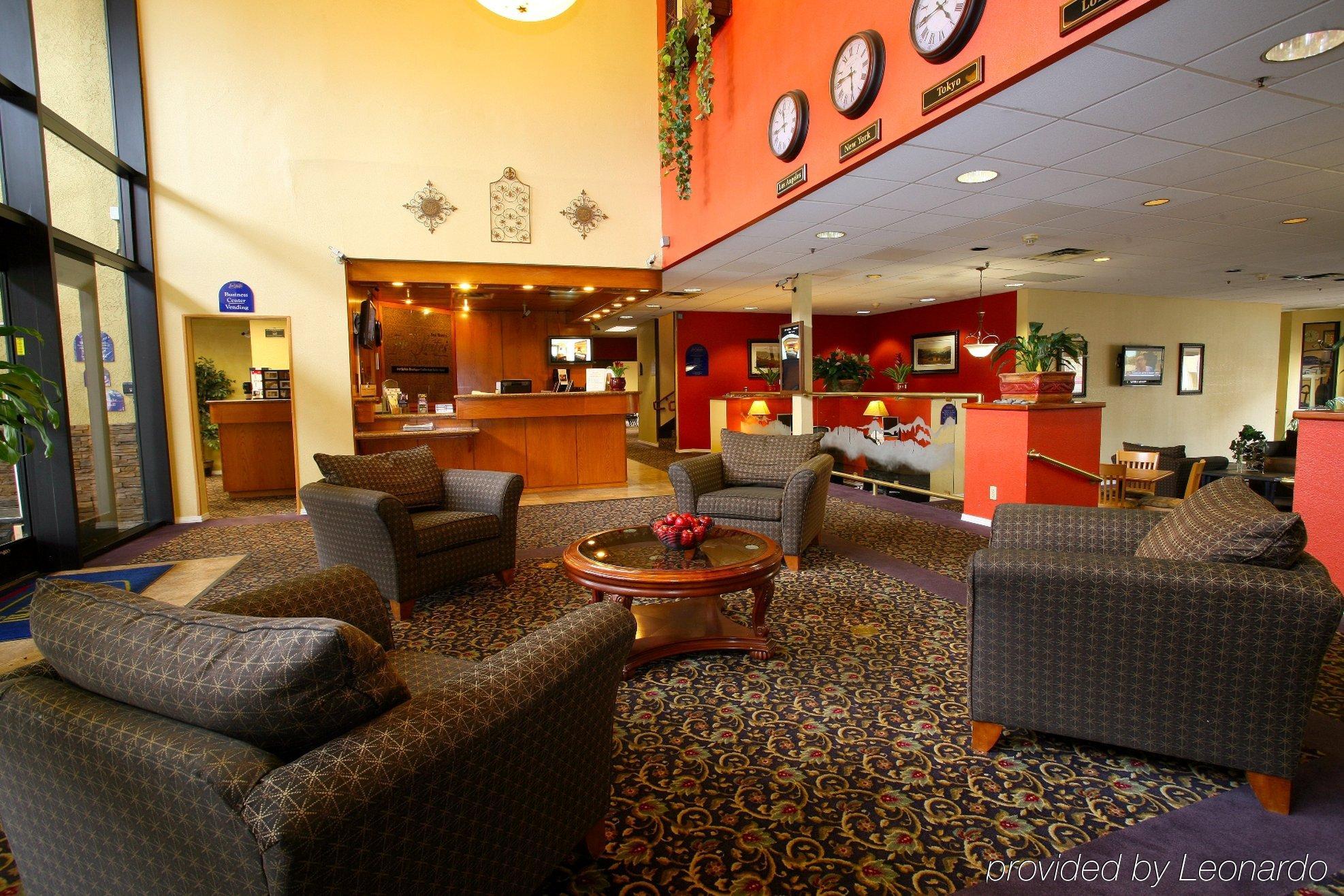 Hotel D'Lins Ontario Airport İç mekan fotoğraf