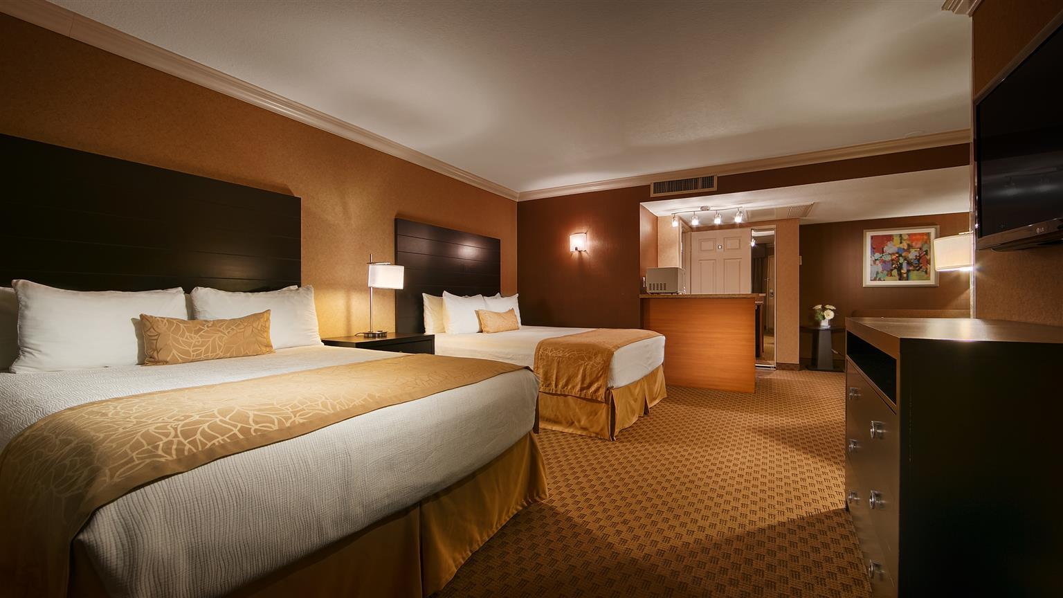 Hotel D'Lins Ontario Airport Dış mekan fotoğraf